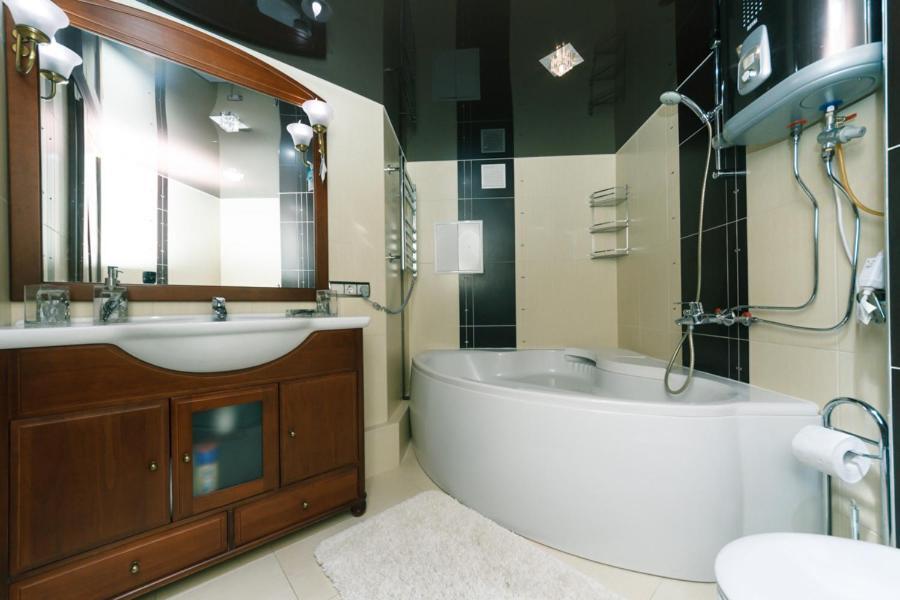 Stylish Two-Level Flat 2 Min From Khreschatyk Kyiv Exterior photo